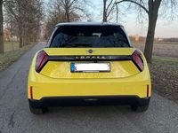 Gebraucht Mini Cooper SE Classic 135 kW (184 PS) 2024 Gelb Kleinwagen