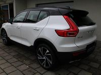 Gebraucht Volvo XC40 R-Design 190 PS (139 kW) 2019 Crystalwhite SUV