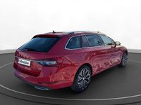 Gebraucht Skoda Superb LAURIN & KLEMENT 218 PS (160 kW) 2021 Rot Kombi