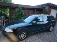 Gebraucht VW Passat 131 PS (96 kW) 2004 Schwarz Kombi