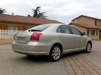 Gebraucht Toyota Avensis 129 PS (94 kW) 2004 Silber metallic Limousine
