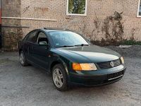 Occasion VW Passat 101 ch (74 kW) 1997 Vert Berline