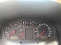 Gebraucht VW Bora 101 PS (74 kW) 1999 Silber Limousine