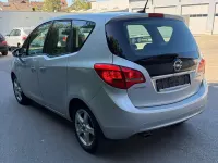 Gebraucht Opel Meriva Innovation 140 PS (102 kW) 2012 Argon silber/ice silver (m2) Van / Kleinbus