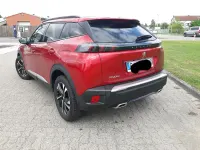 Gebraucht Peugeot 2008 Allure 131 PS (96 kW) 2021 Rot SUV