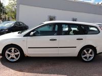 Gebraucht Ford Focus 116 PS (85 kW) 2005 Weiß Kombi