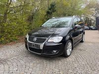 Gebraucht VW Touran Highline 140 PS (102 kW) 2010 Schwarz Van / Kleinbus
