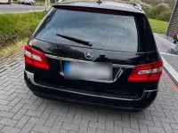 Gebraucht Mercedes E220 170 PS (125 kW) 2011 Schwarz Kombi