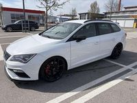 Używany Seat Leon 4Drive 300 KM (220 kW) 2017 Biały Kombi