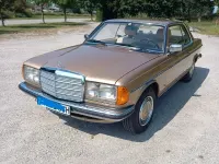Gebraucht Mercedes 230 136 PS (100 kW) 1981 Gold Coupé