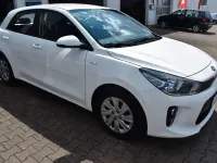 Gebraucht Kia Rio Attract 84 PS (61 kW) 2020 Weiß Limousine