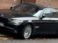 Gebraucht BMW 740 Performance 306 PS (225 kW) 2011 Schwarz Limousine