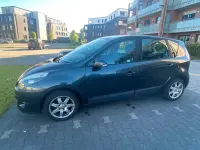 Gebraucht Renault Scénic III 116 PS (85 kW) 2011 Schwarz Van / Kleinbus