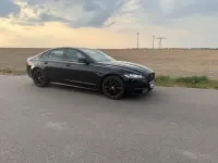 Gebraucht Jaguar XF R-Sport 179 PS (131 kW) 2020 Schwarz Limousine