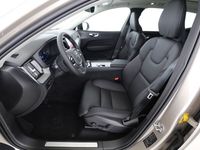 Gebraucht Volvo XC60 Plus 398 PS (292 kW) 2024 Bright dusk / metallic SUV