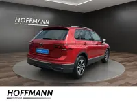 Gebraucht VW Tiguan Active 150 PS (110 kW) 2022 Rot SUV