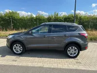 Gebraucht Ford Kuga Titanium 150 PS (110 kW) 2017 Grau SUV