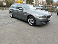 Gebraucht BMW 520 184 PS (135 kW) 2011 Grau Kombi