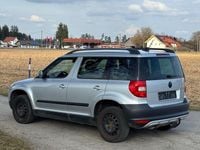 Gebraucht Skoda Yeti GreenLine 105 PS (77 kW) 2011 Silber SUV