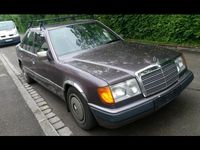 Gebraucht Mercedes E250 85 PS (62 kW) 1991 Violet Limousine