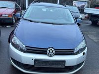 Gebraucht VW Golf VI Trendline 105 PS (77 kW) 2011 Tempest blue metallic Kleinwagen