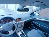 Gebraucht Opel Astra GTC 90 PS (66 kW) 2008 Weiß Limousine