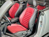 Używany VW Beetle Sport 140 KM (102 kW) 2014 Biały Hatchback