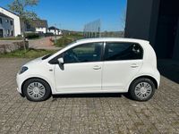 Second-hand VW up! 59 CP (43 kW) 2015 Alb Hatchback