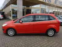 Gebraucht Ford Grand C-Max Titanium 150 PS (110 kW) 2011 Rot Van / Kleinbus