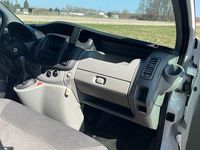 Gebraucht Renault Trafic 155 PS (114 kW) 2011 Weiß Van / Kleinbus