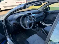 Gebraucht Peugeot 206 CC 110 PS (80 kW) 2002 Silber Cabrio