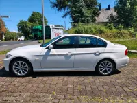 Gebraucht BMW 318 143 PS (105 kW) 2011 Weiß Limousine