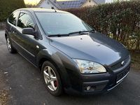 Gebraucht Ford Focus 101 PS (74 kW) 2005 Grau Limousine