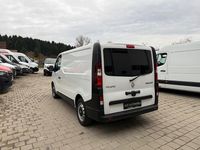 Gebraucht Renault Trafic 121 PS (88 kW) 2018 Weiß Van / Kleinbus