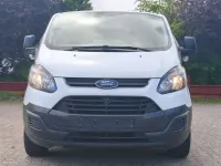 Gebraucht Ford Transit Custom 101 PS (74 kW) 2016 Frostweiß Van / Kleinbus