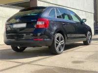 Gebraucht Skoda Rapid 90 PS (66 kW) 2015 Schwarz Kleinwagen