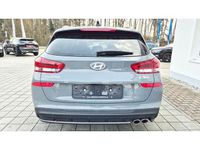 Neu Hyundai i30 N Line 140 PS (102 kW) 2025 Grau Kombi