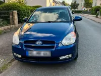 Gebraucht Hyundai Accent 97 PS (71 kW) 2009 Blau Kleinwagen