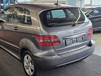 Gebraucht Mercedes B170 116 PS (85 kW) 2009 Grau Van / Kleinbus
