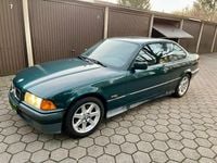 Gebraucht BMW 316 105 PS (77 kW) 1995 Grün Coupé