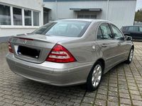 Gebraucht Mercedes C220 Elegance 150 PS (110 kW) 2006 Grau Limousine