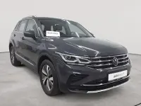 Gebraucht VW Tiguan Elegance 150 PS (110 kW) 2022 Delfingrau metallic SUV