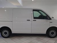 Gebraucht VW T5 102 PS (75 kW) 2015 Weiß Van