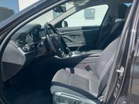 gebraucht BMW 520 d F10 X-Drive Automatik Standheizung Head-Up Tüv PDC Klima