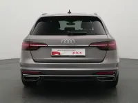 Używany Audi A4 Advanced 150 KM (110 kW) 2022 Szary Kombi