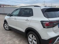 Gebraucht VW T-Cross 95 PS (69 kW) 2025 Grau SUV