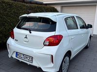 Gebraucht Mitsubishi Space Star 71 PS (52 kW) 2021 Weiß Kleinwagen