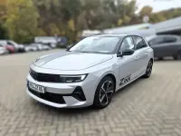Gebraucht Opel Astra 131 PS (96 kW) 2025 Silber Kleinwagen