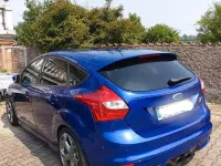 Usata Ford Focus Sport 250 CV (183 kW) 2013 Blu Berlina