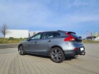 gebraucht Volvo V40 CC D2 Black Edition. EZ. 2019